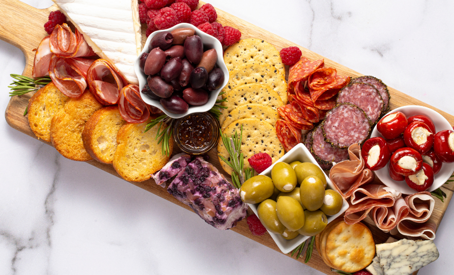 Your Guide to Vegan Charcuterie Boards & What Wines to Pair it With